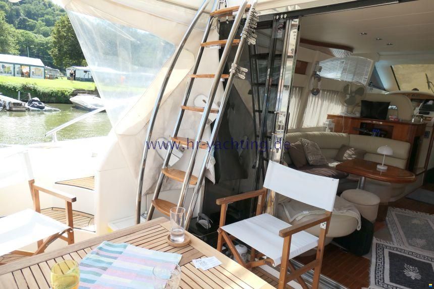 Azimut 52 Fly