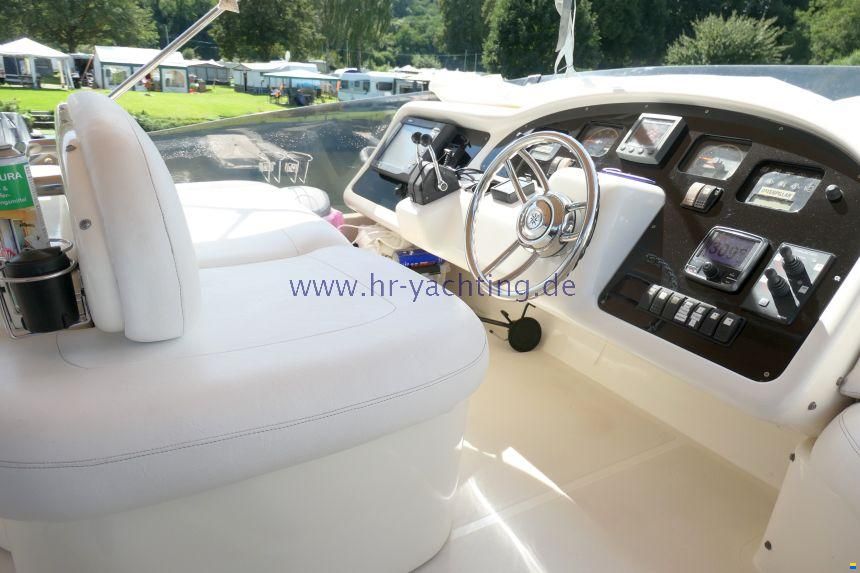 Azimut 52 Fly