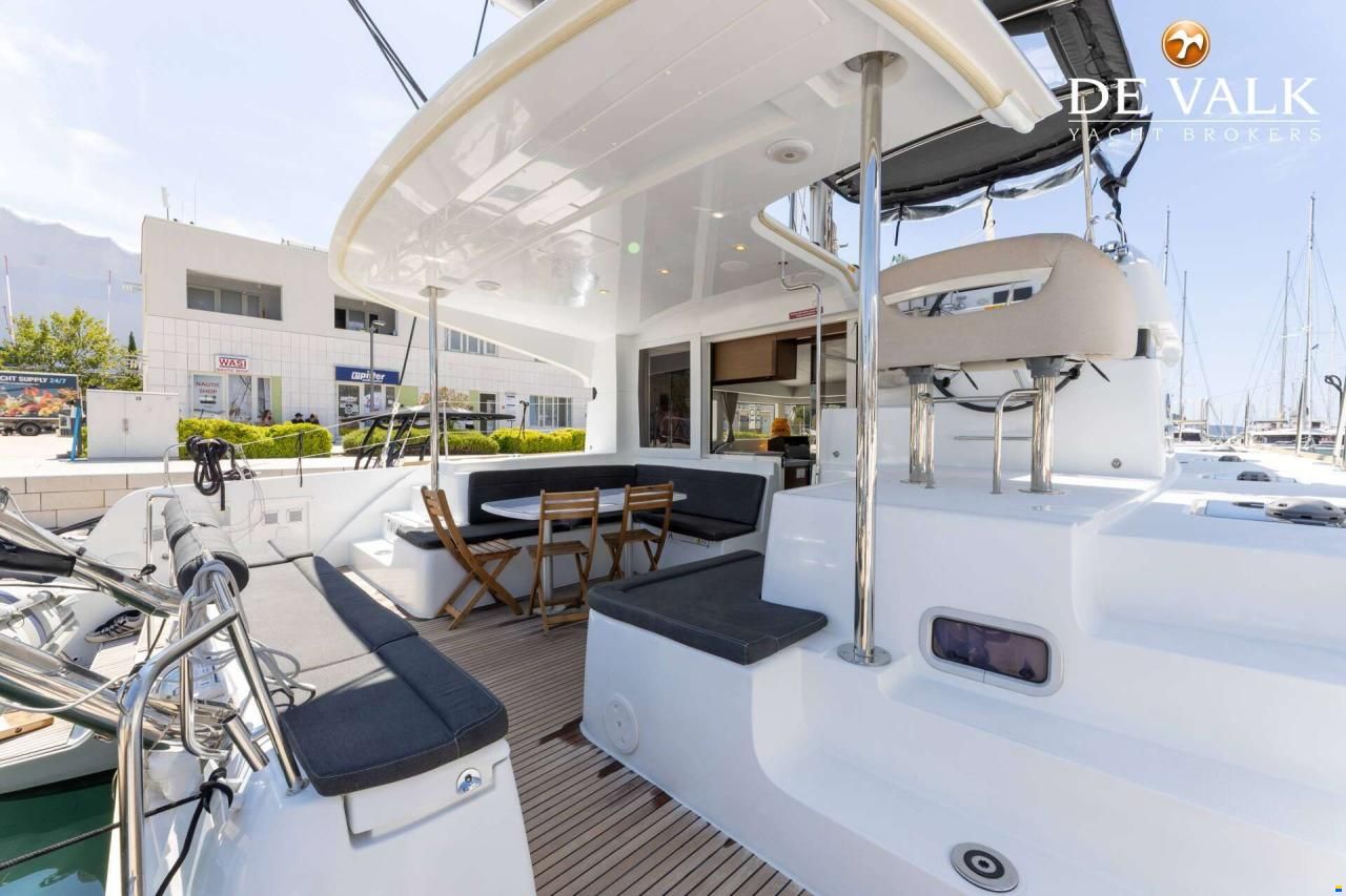 Lagoon 40