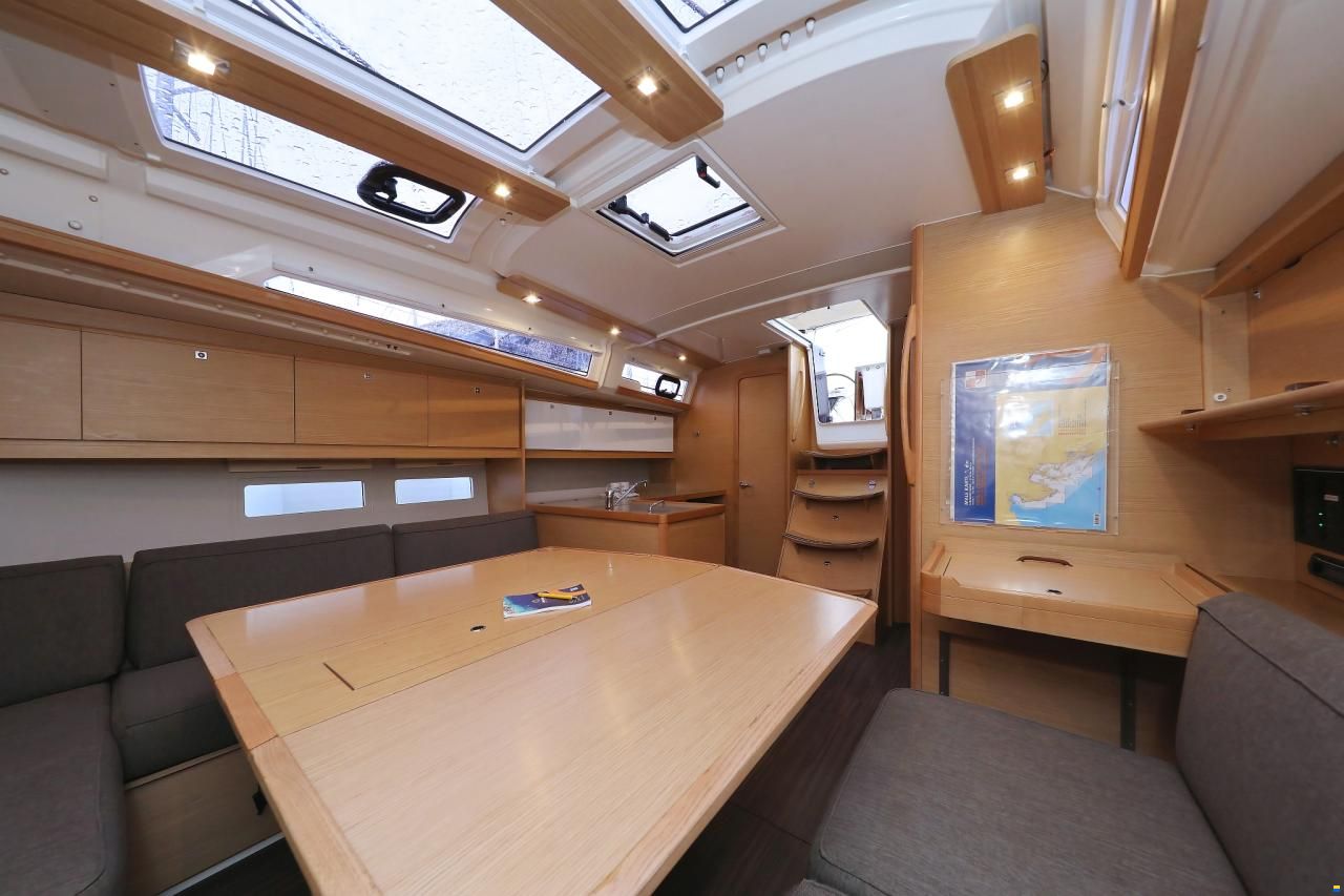 Dufour 390 GL