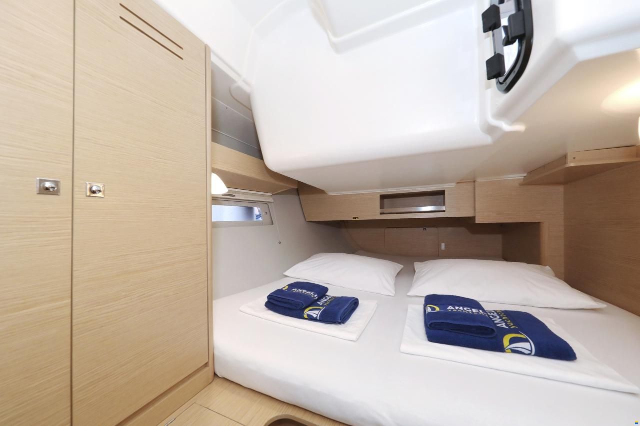 Dufour 390 GL