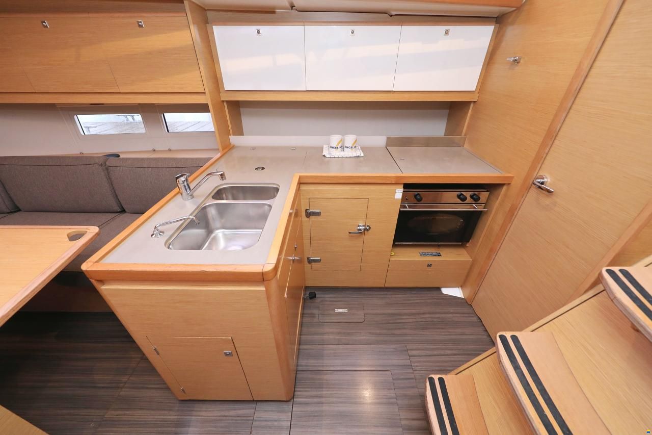 Dufour 390 GL