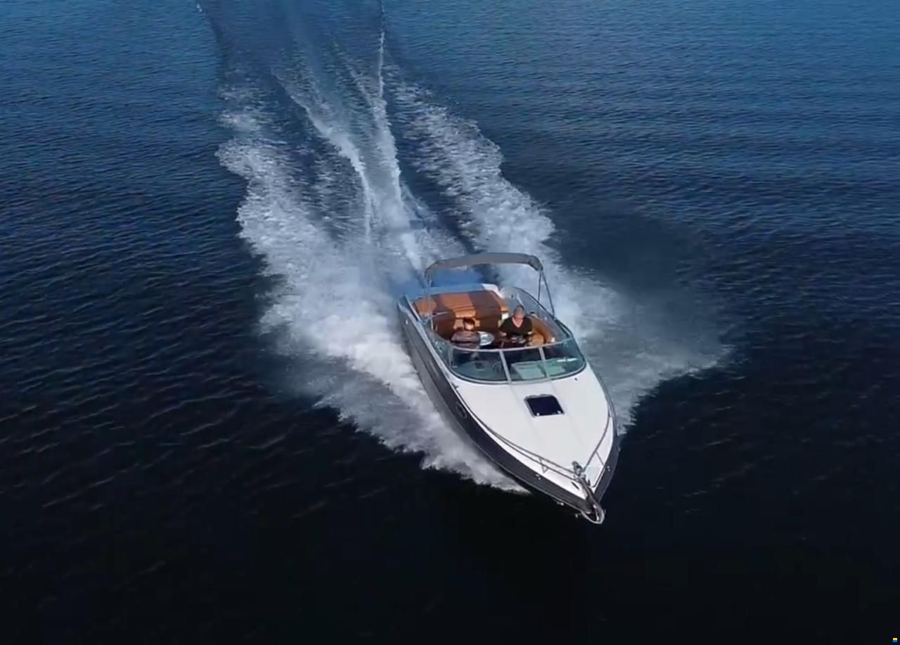 Rinker Cuddy 246 Captiva