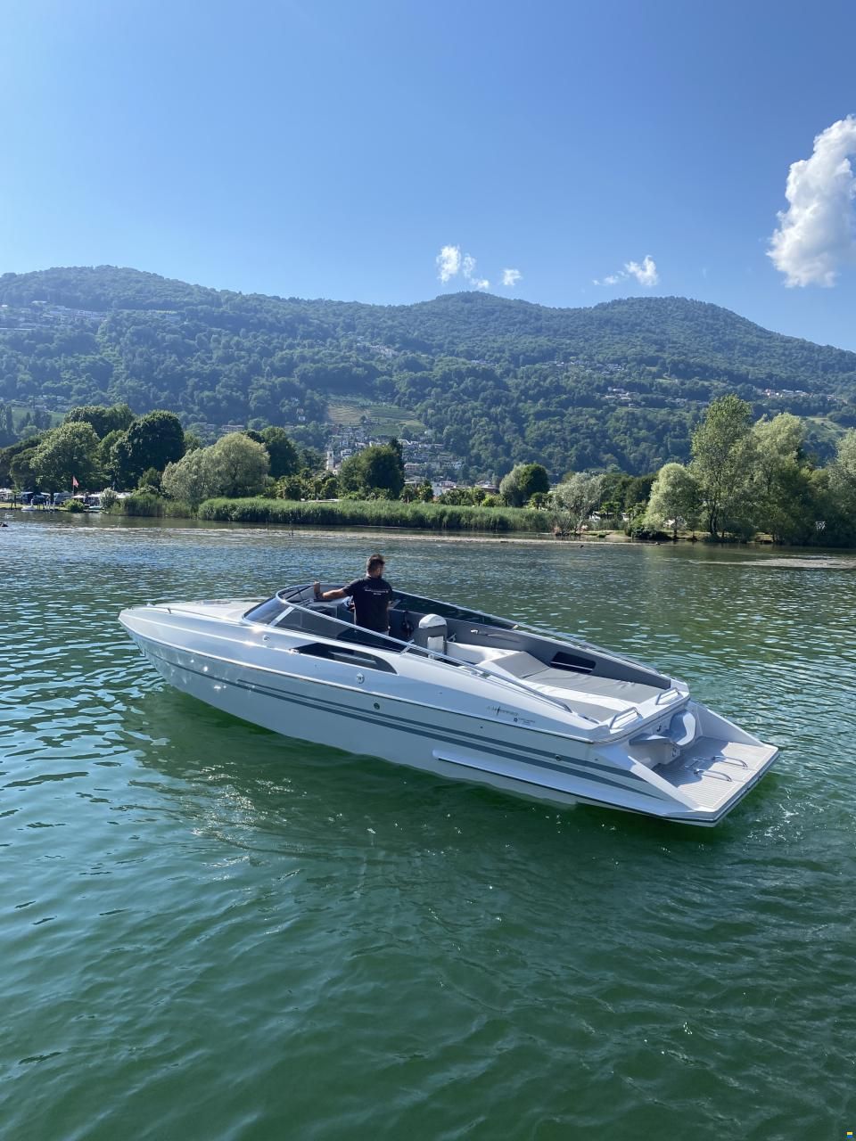 A. Mostes Venere 255