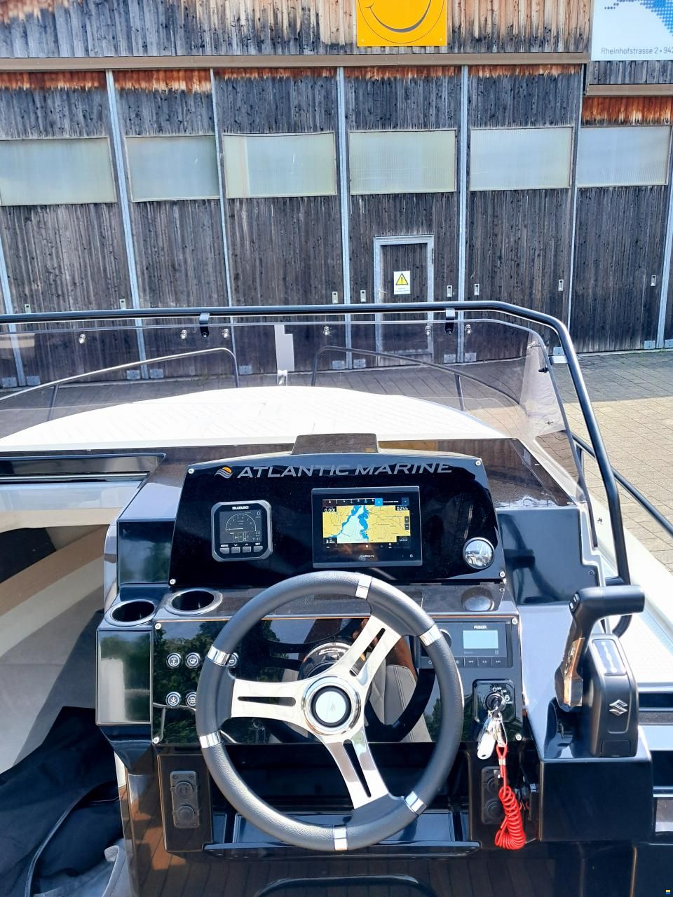 Atlantic Marine Sun Cruiser 630