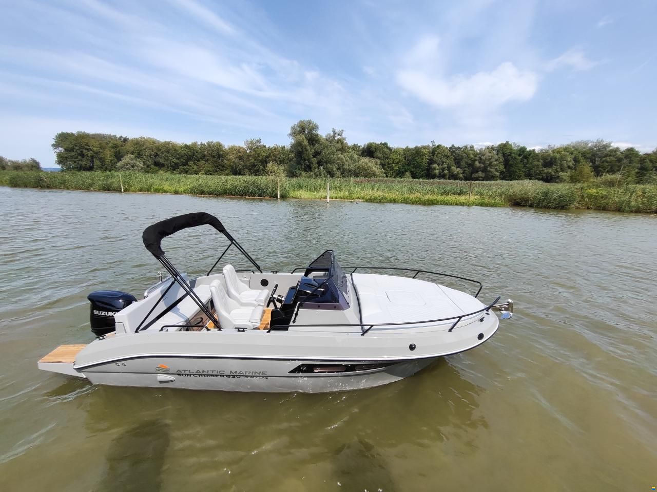 Atlantic Marine Sun Cruiser 630