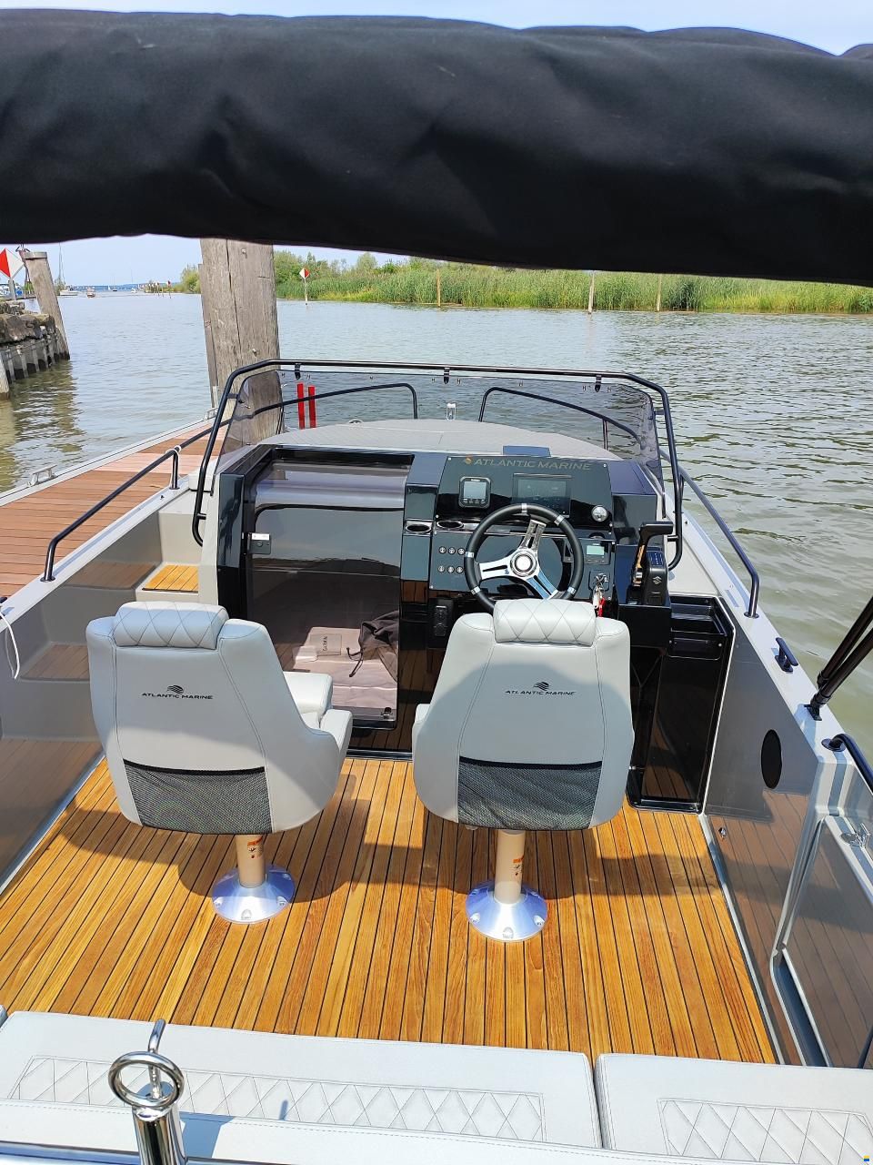 Atlantic Marine Sun Cruiser 630