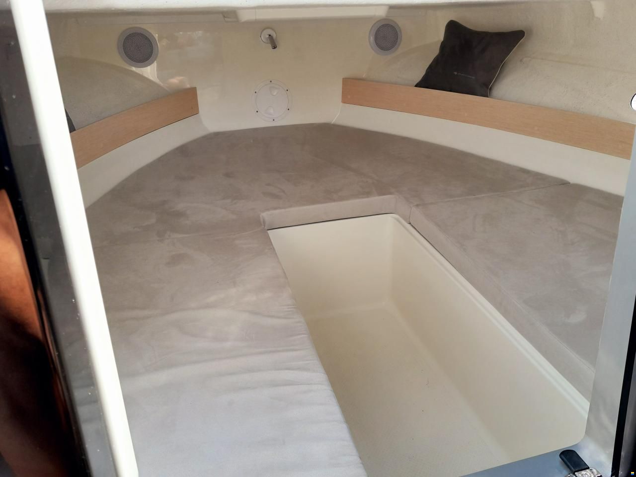 Atlantic Marine Sun Cruiser 630