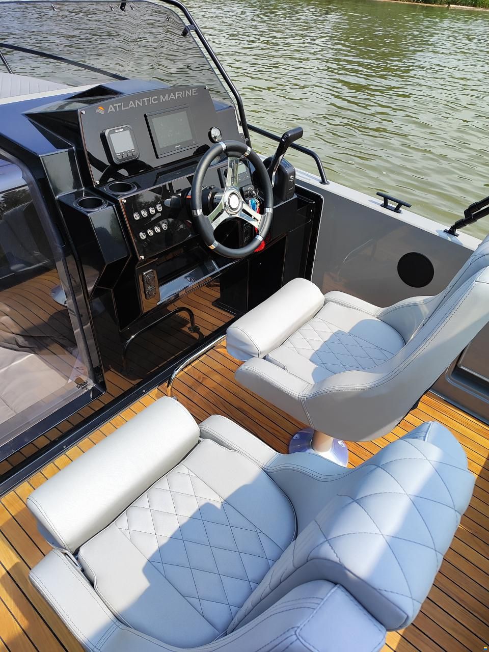 Atlantic Marine Sun Cruiser 630