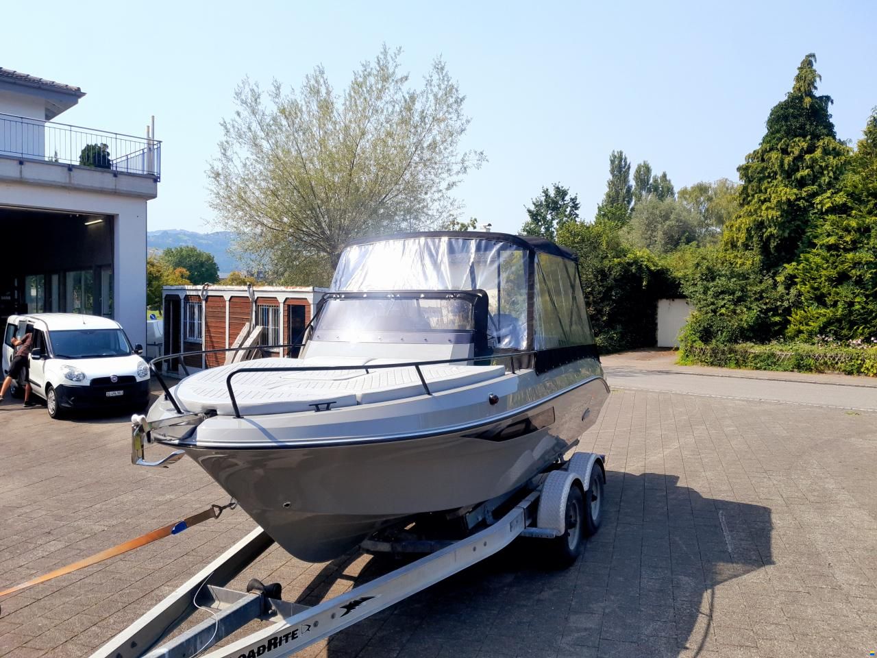 Atlantic Marine Sun Cruiser 630