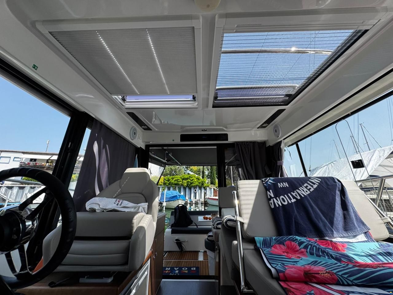 Jeanneau Merry Fisher 895