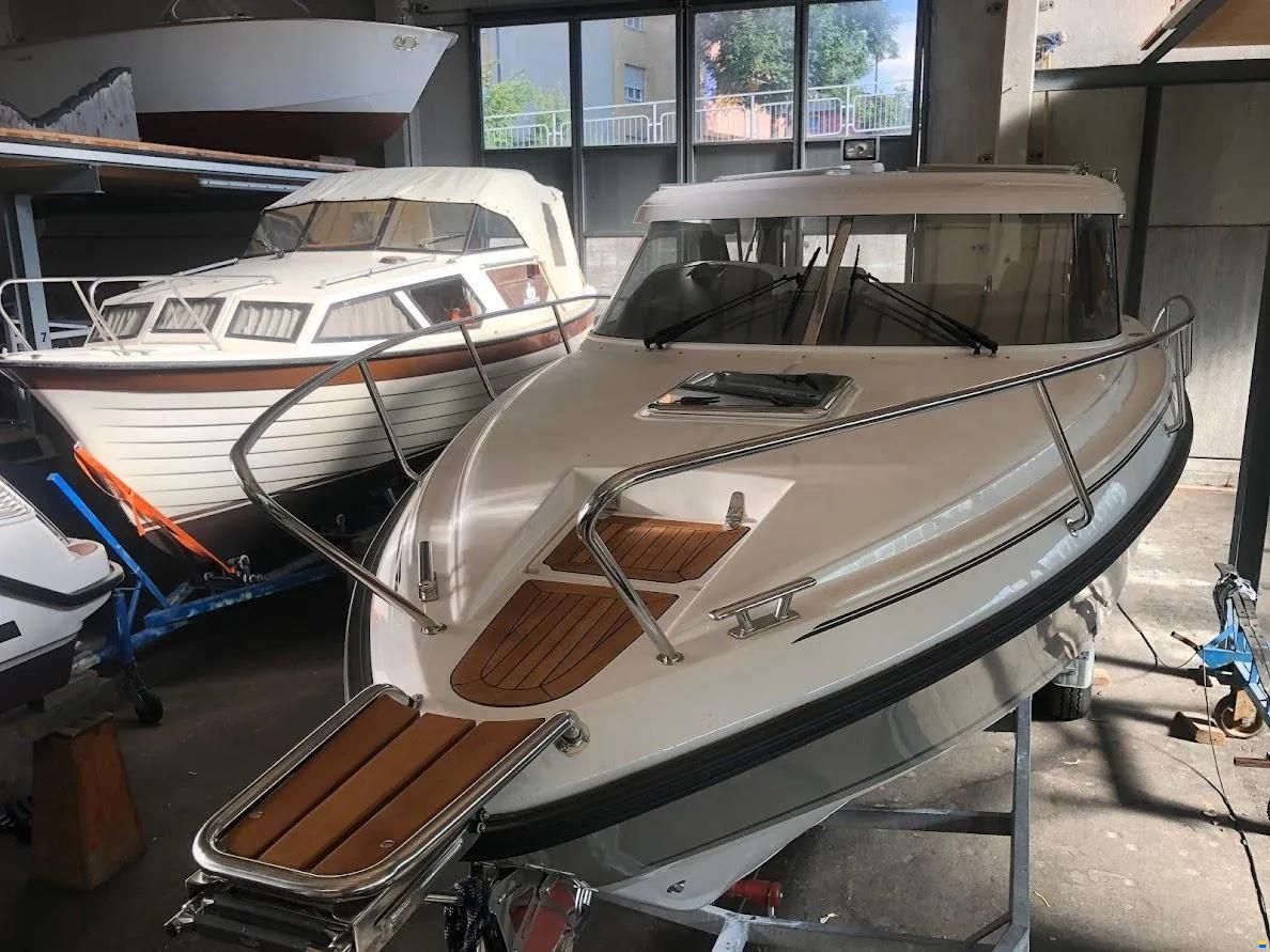 Aquador 28 Hardtop