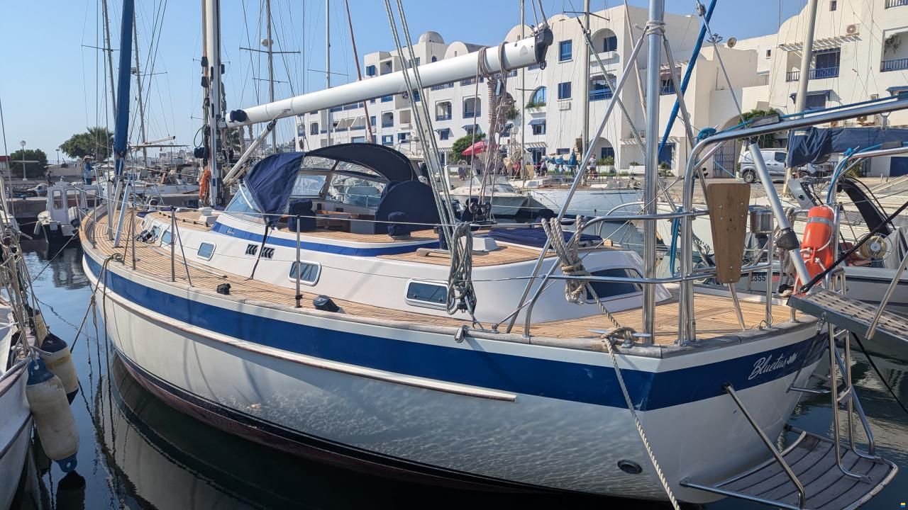 Hallberg-Rassy 42-F