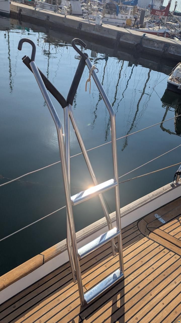Hallberg-Rassy 42-F