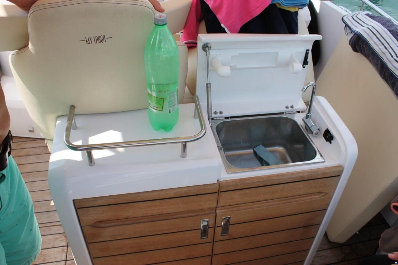 Sessa 27 KEY LARGO - VOLVO PENTA V8
