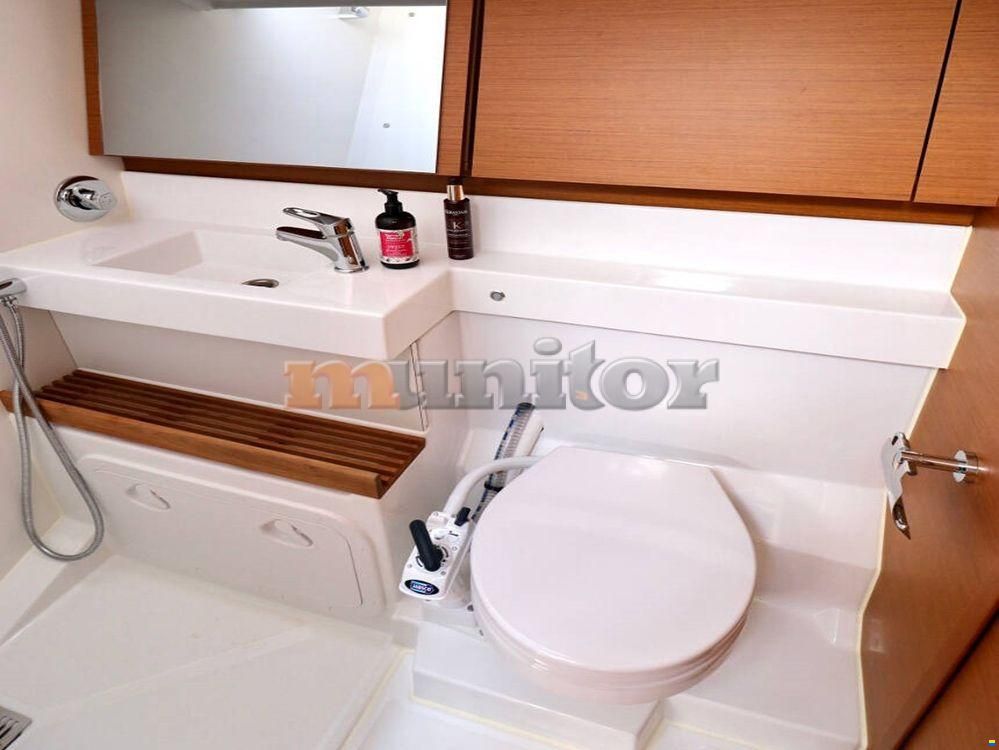 Jeanneau Sun Odyssey 440