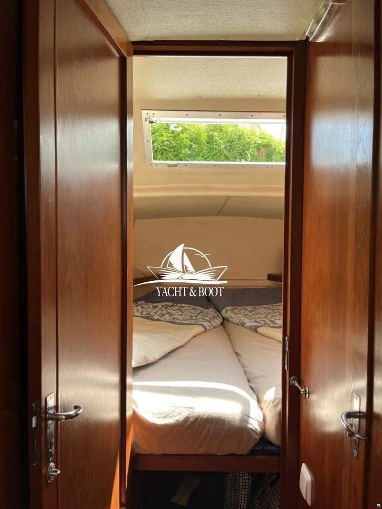 Fjord 30 Cabin