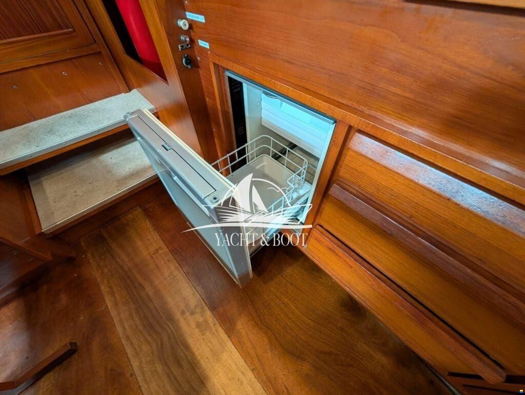 Fjord 30 Cabin