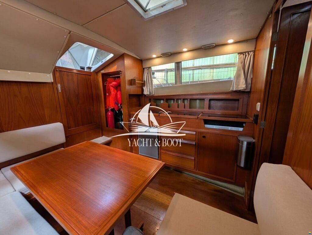 Fjord 30 Cabin