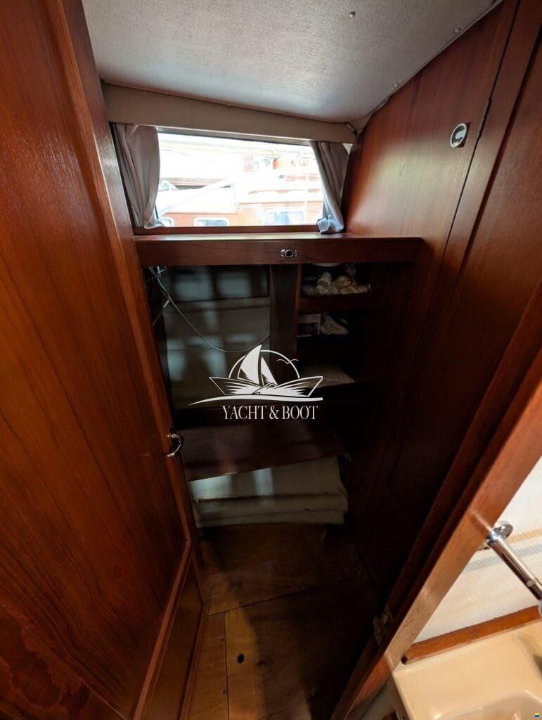 Fjord 30 Cabin