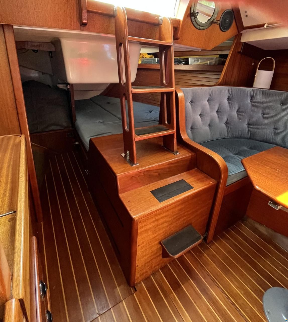 Sweden Yachts Sweden Yacht 34
