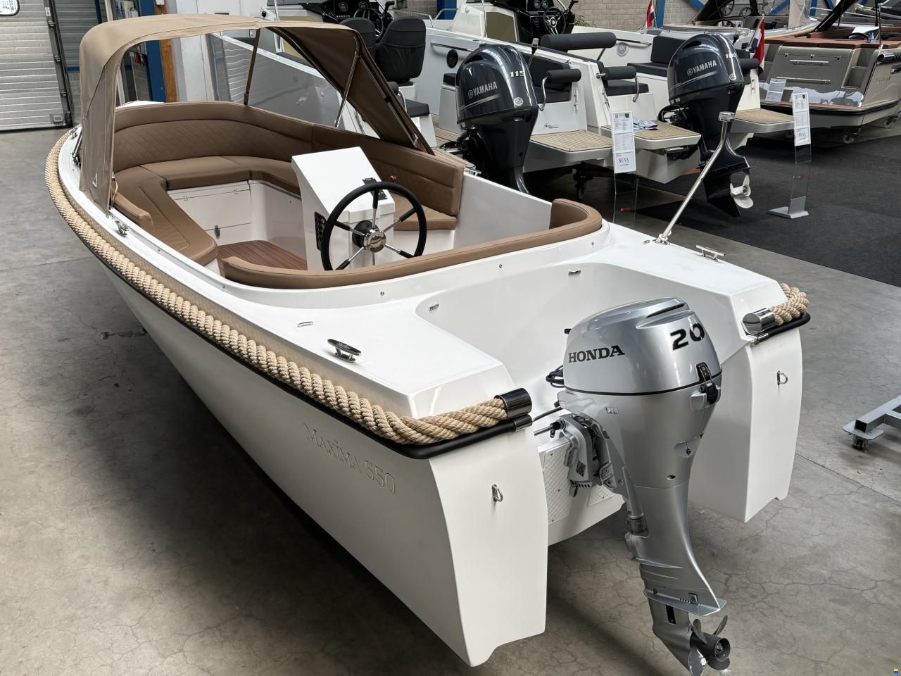 Maxima 550 Tender