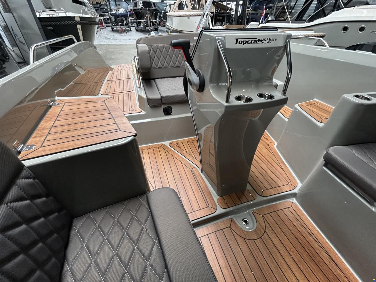 Topcraft 627 Tender