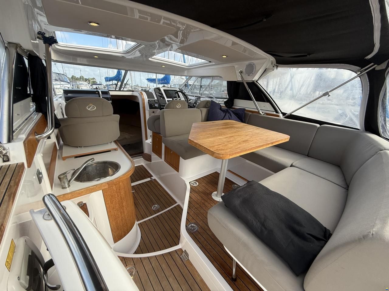 Aquador 27 HT
