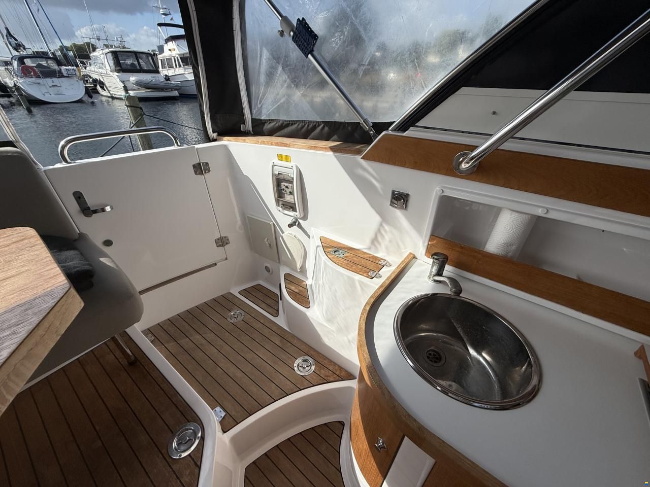 Aquador 27 HT