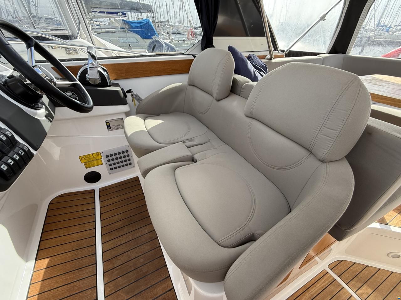 Aquador 27 HT