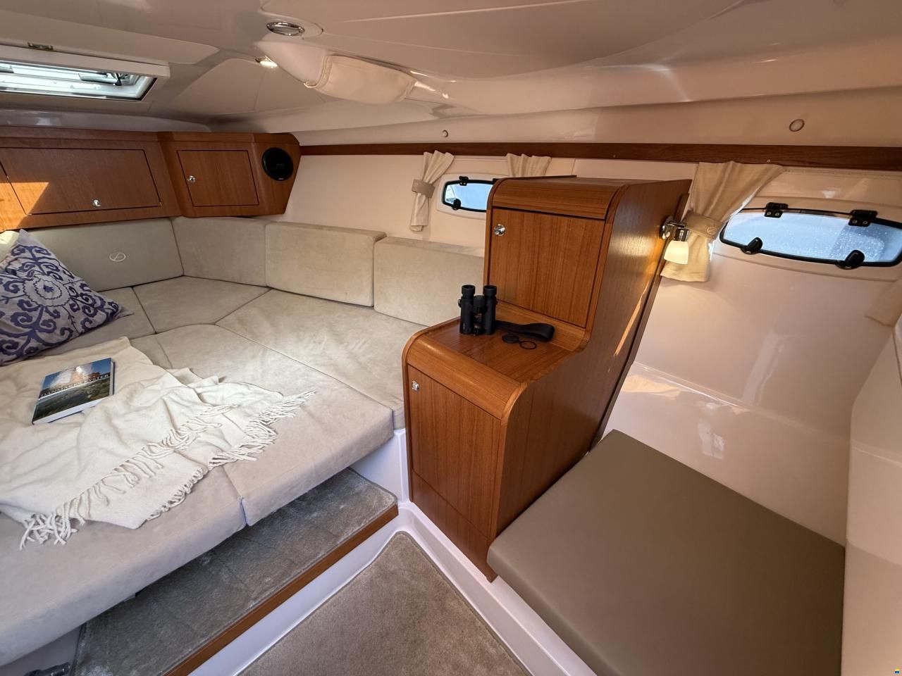Aquador 27 HT