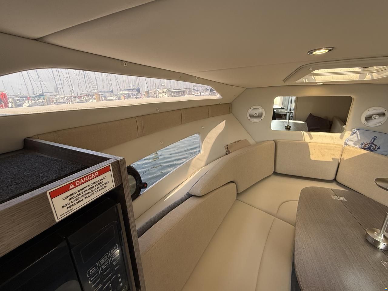 Bayliner Ciera 8