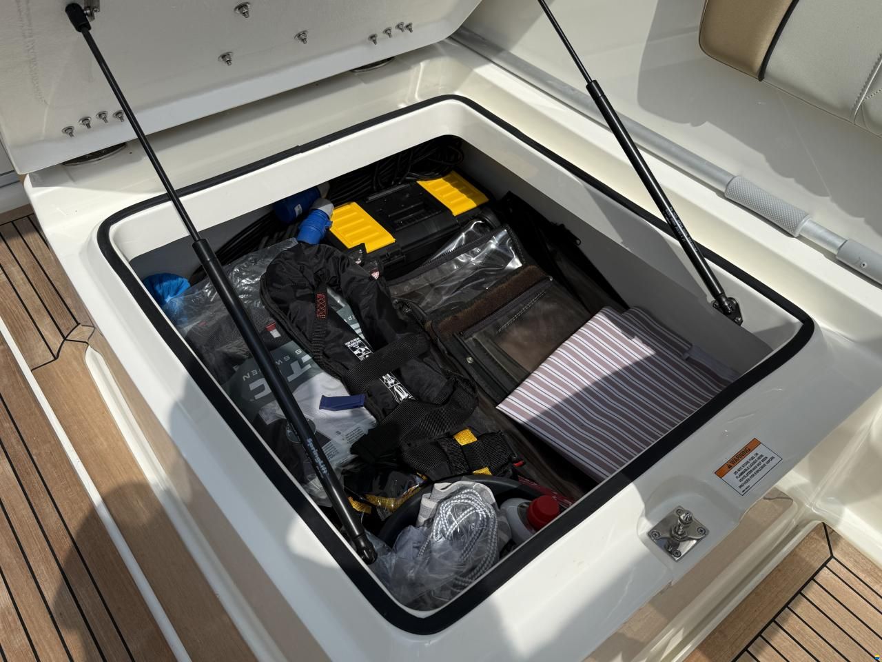 Bayliner Ciera 8