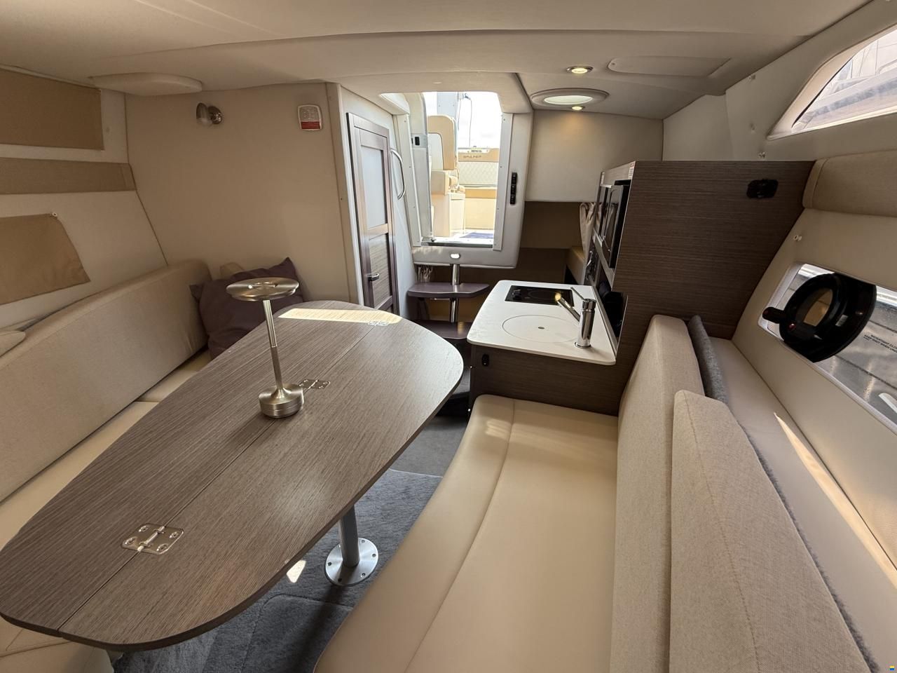 Bayliner Ciera 8