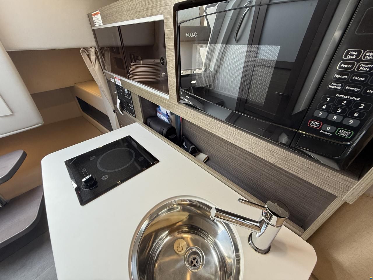 Bayliner Ciera 8
