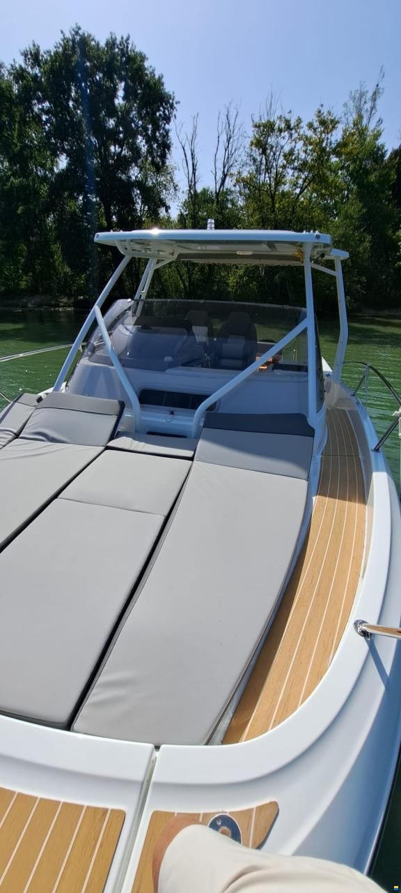 Jeanneau Cap Camarat 9.0 WA