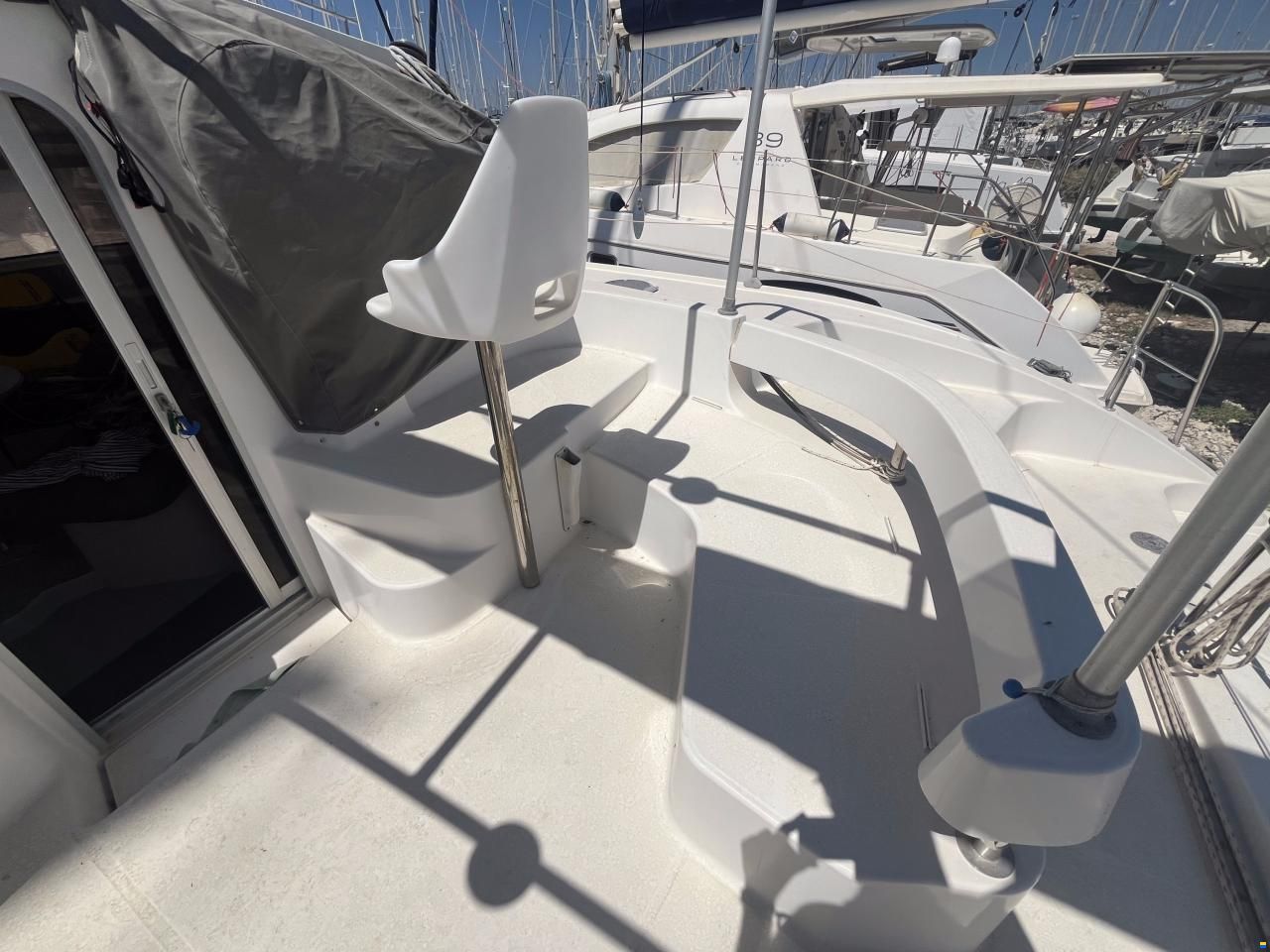 Fountaine Pajot Lavezzi 40