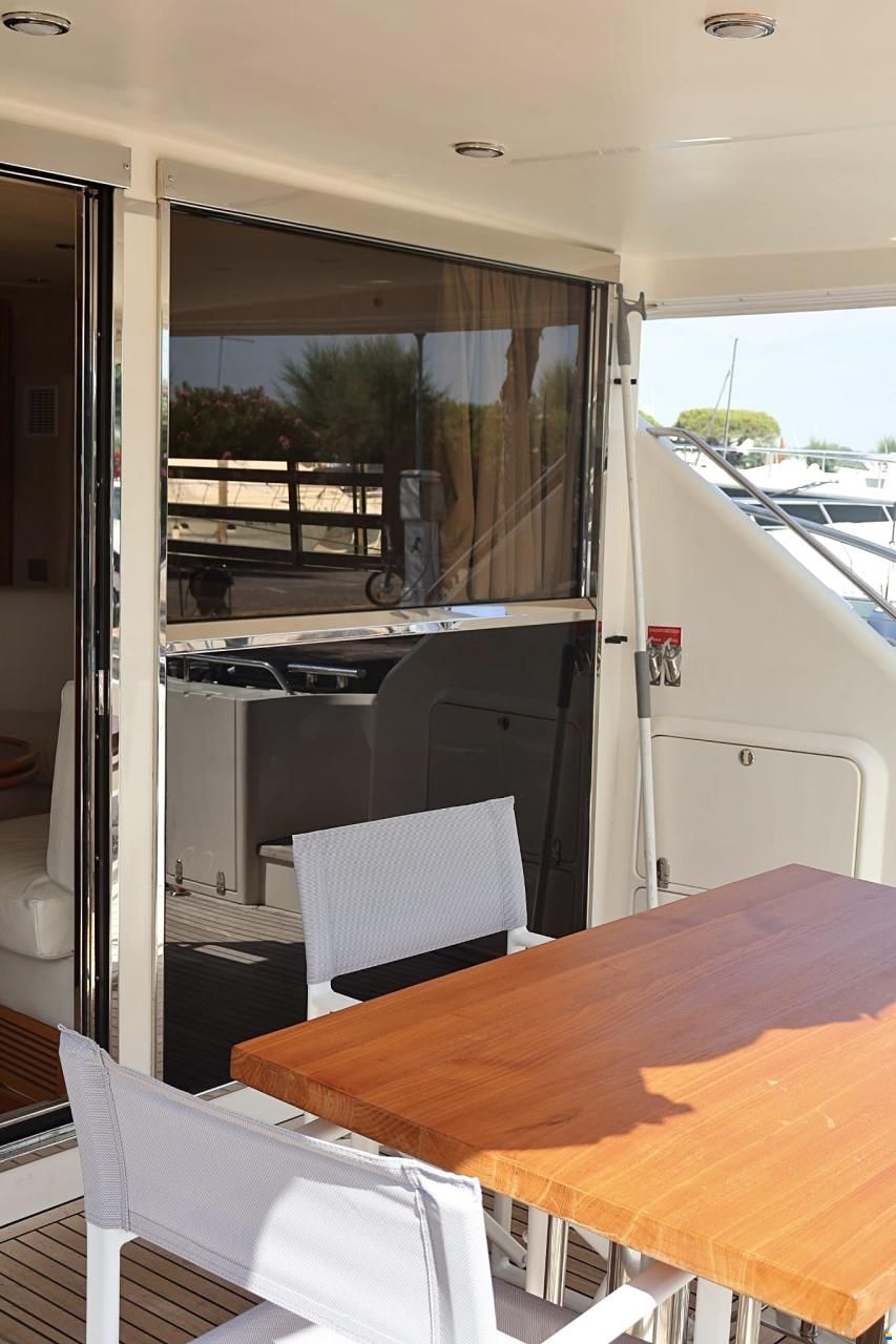 Fairline Squadron 62