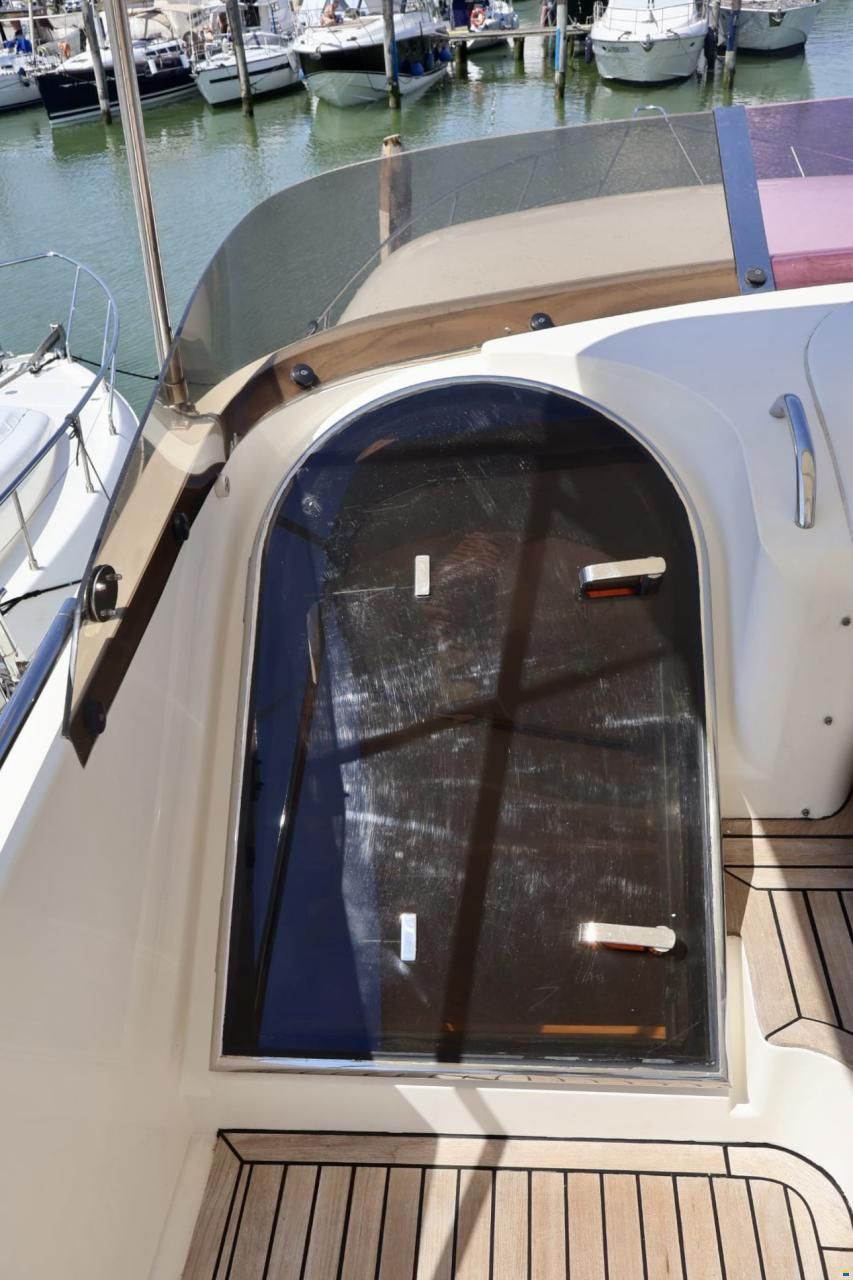 Fairline Squadron 62