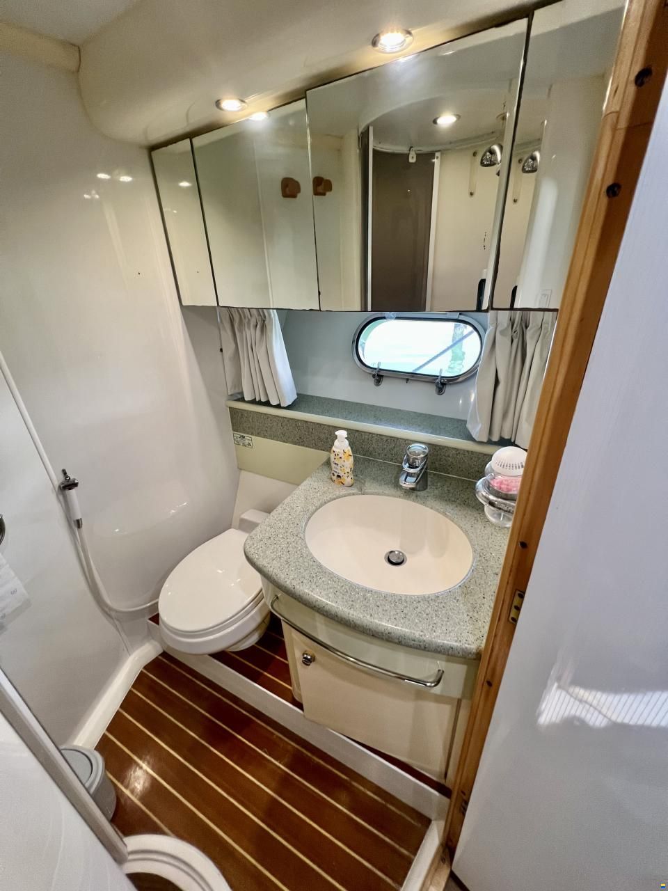 Fairline Squadron 62
