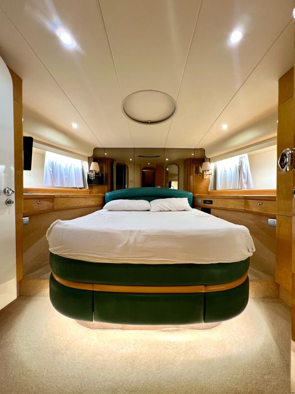 Fairline Squadron 62