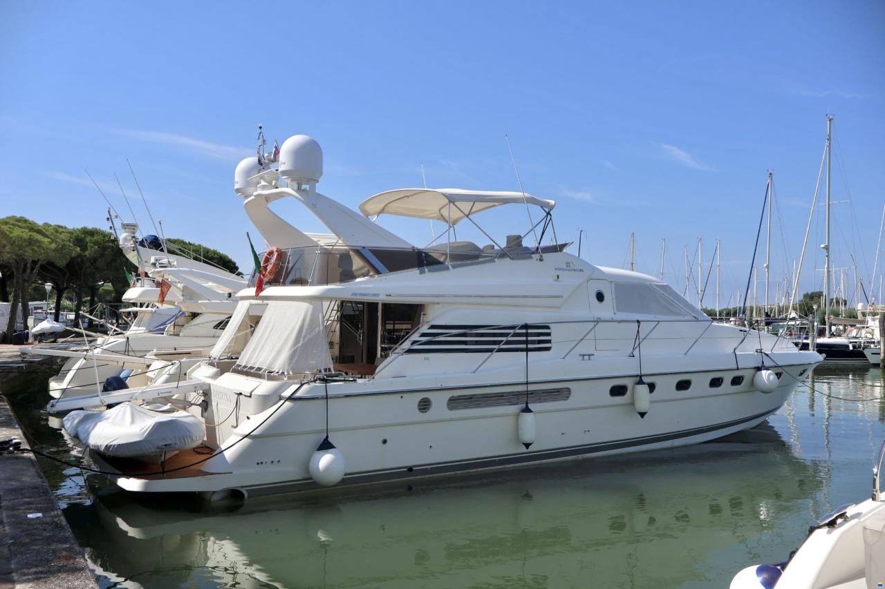 Fairline Squadron 62