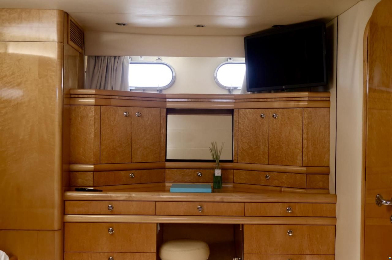 Fairline Squadron 62