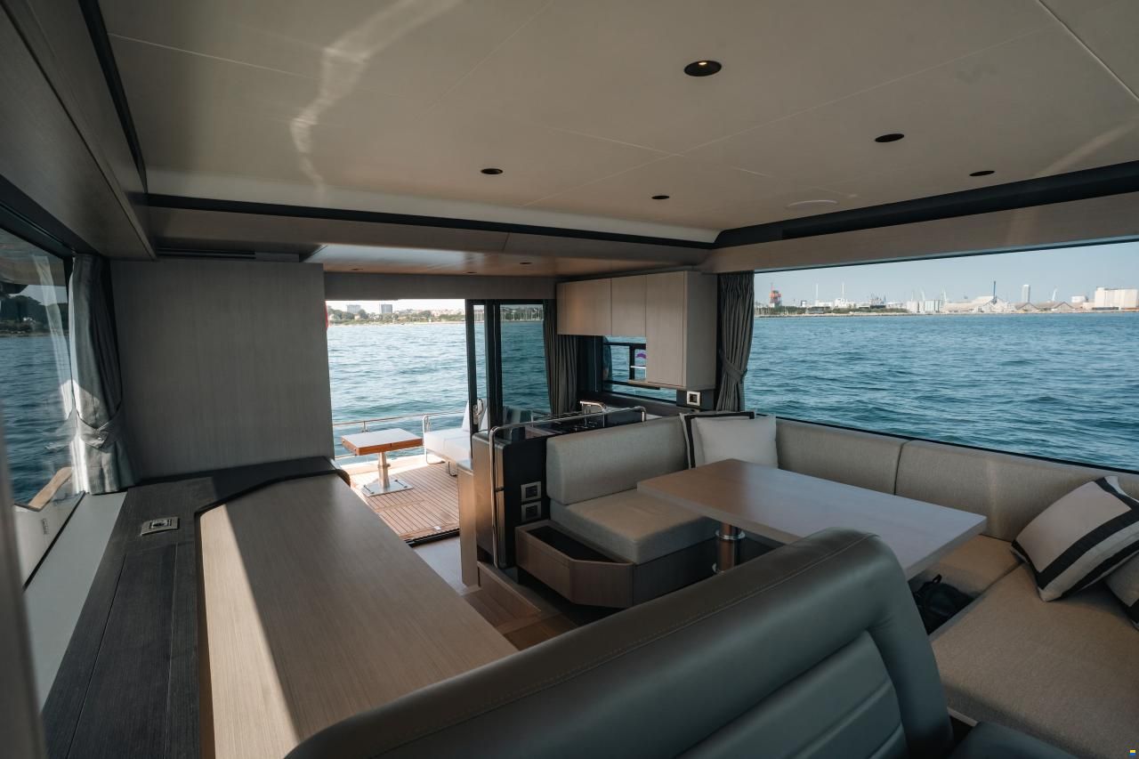 Sirena 48