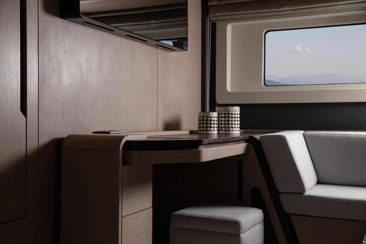 Sirena 48
