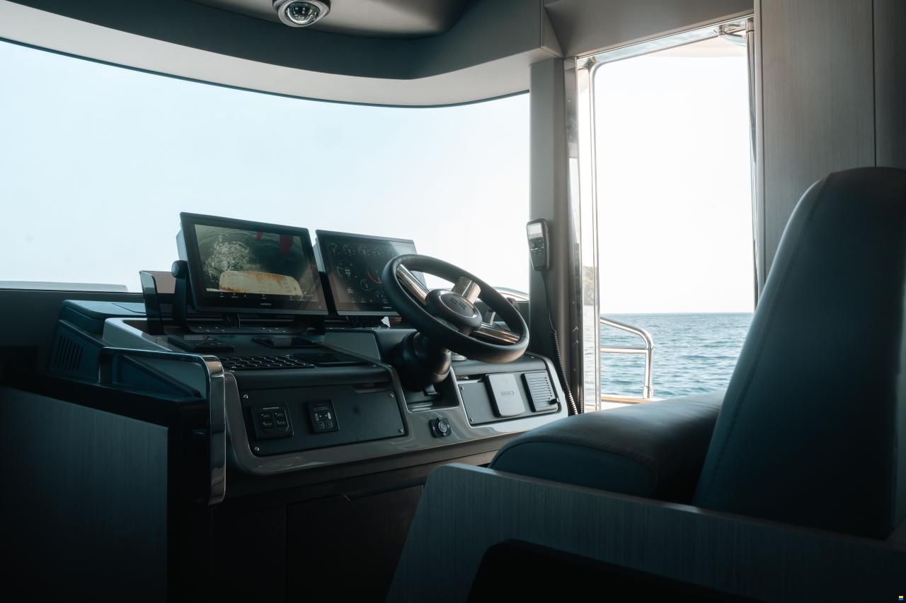 Sirena 48