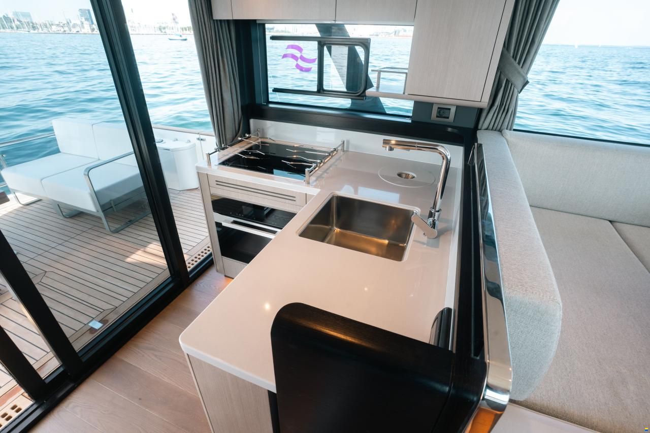 Sirena 48