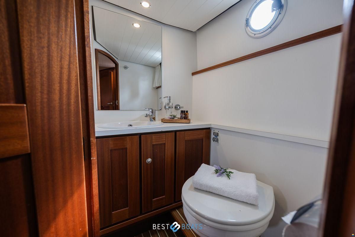 Linssen Classic Sturdy 32 AC