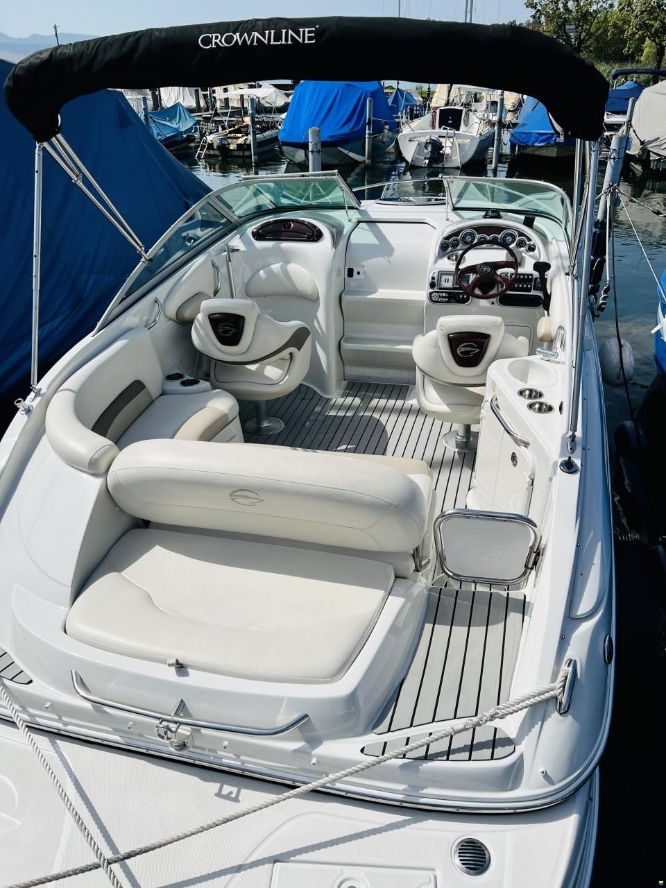 Crownline 230 CCR / 236 SC