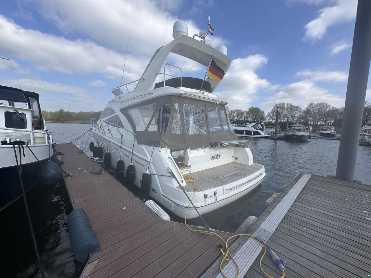 Sealine T50